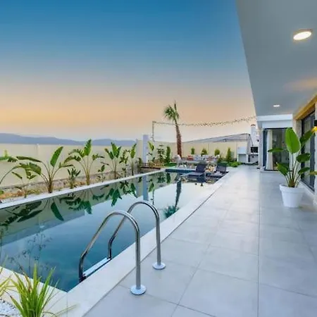 Seashell House - Private, Luxury, Pool, Sauna ヴィラ *