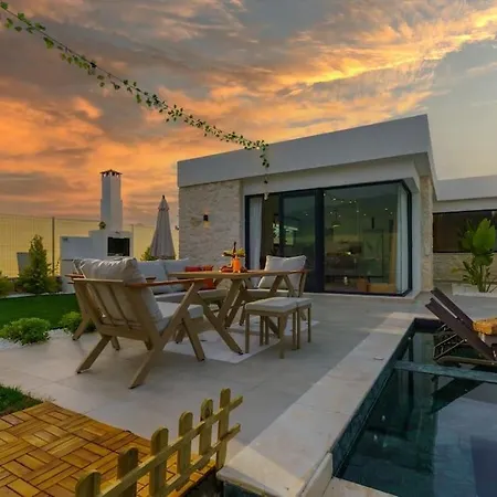 Seashell House - Private, Luxury, Pool, Sauna * フェティエ
